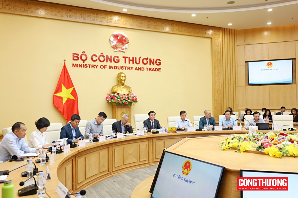 Thứ trưởng Nguyễn Sinh Nhật Tân tiếp Đoàn doanh nghiệp Hội đồng Kinh doanh Hoa Kỳ - ASEAN (USABC)