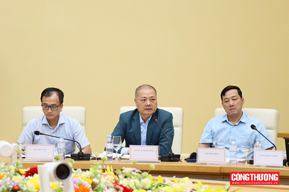 Thứ trưởng Nguyễn Sinh Nhật Tân tiếp Đoàn doanh nghiệp Hội đồng Kinh doanh Hoa Kỳ - ASEAN (USABC)