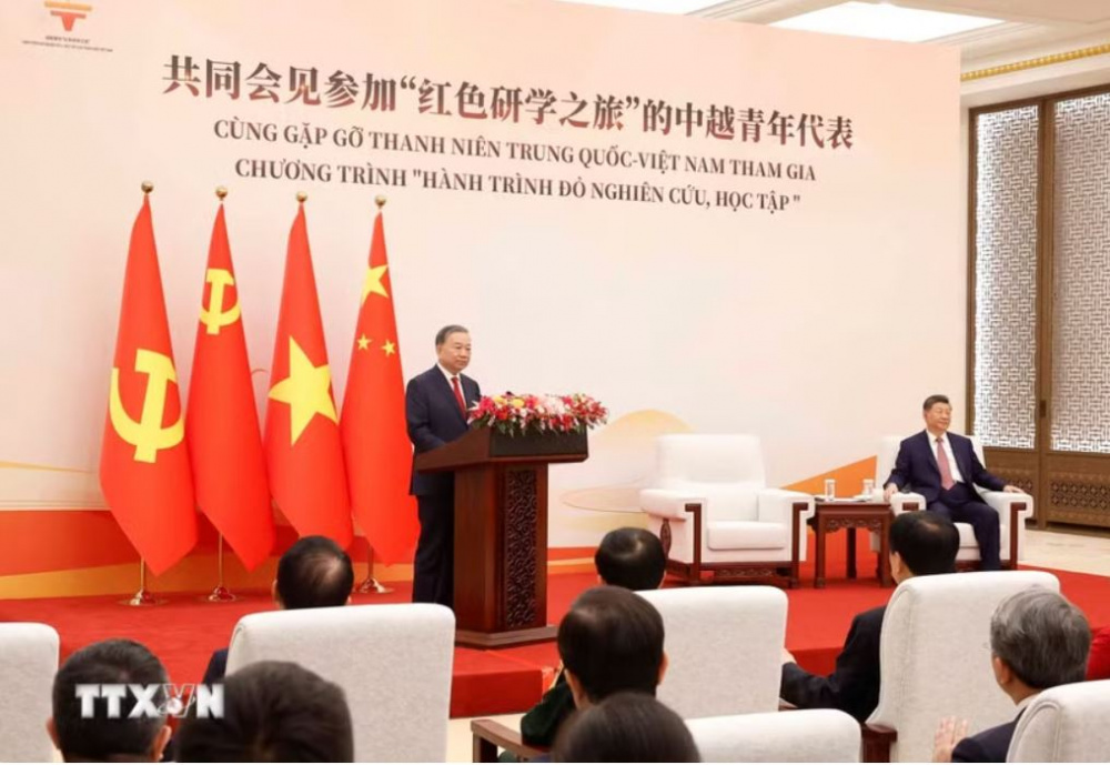 gặp gỡ thanh niên Việt - Trung