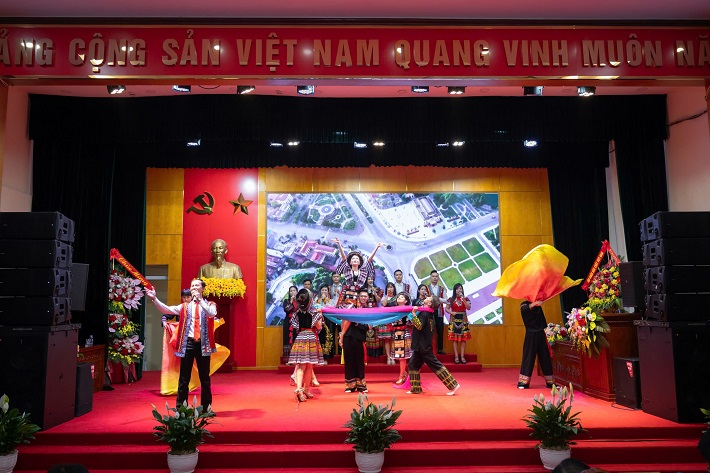 apatit phát triển 2