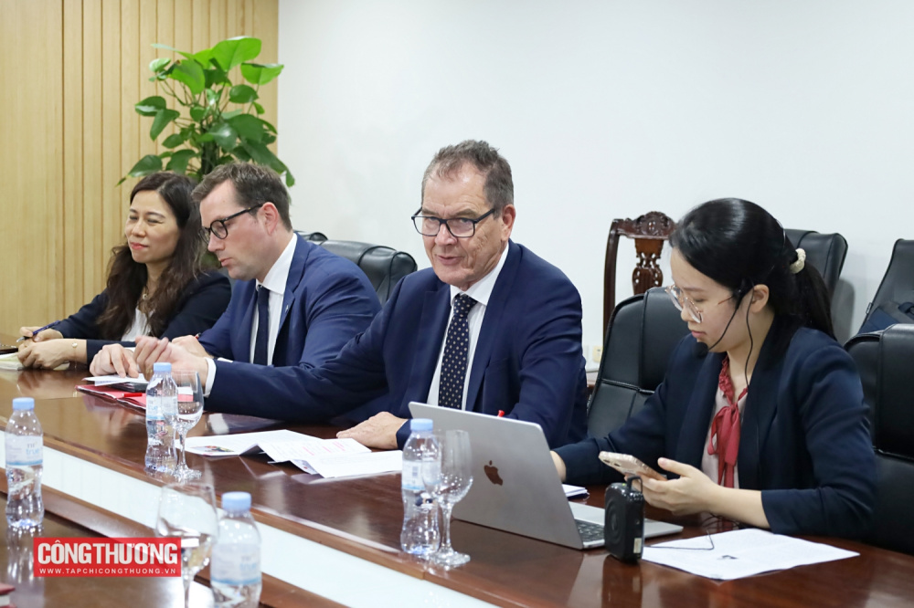 Bộ Công Thương và UNIDO đẩy mạnh hợp tác chuyển đổi công nghiệp xanh