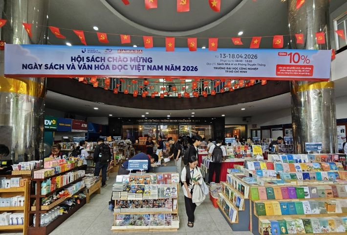 Không gian ngày hội sách tại Trường đại học Công nghiệp TP. HCM