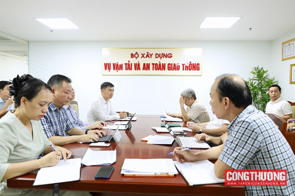 Triển khai Chiến lược phát triển dịch vụ logistics Việt Nam: Bộ Công Thương và Bộ Xây dựng phối hợp gắn kết hạ tầng giao thông với nhu cầu xuất nhập khẩu