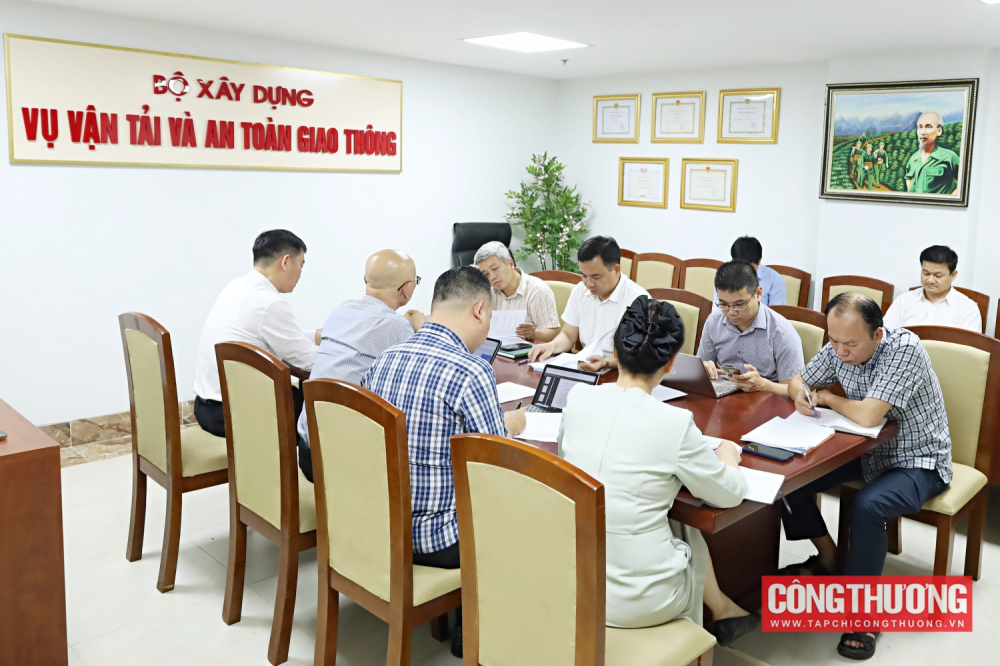 Triển khai Chiến lược phát triển dịch vụ logistics Việt Nam: Bộ Công Thương và Bộ Xây dựng phối hợp gắn kết hạ tầng giao thông với nhu cầu xuất nhập khẩu