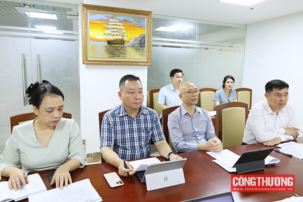 Triển khai Chiến lược phát triển dịch vụ logistics Việt Nam: Bộ Công Thương và Bộ Xây dựng phối hợp gắn kết hạ tầng giao thông với nhu cầu xuất nhập khẩu