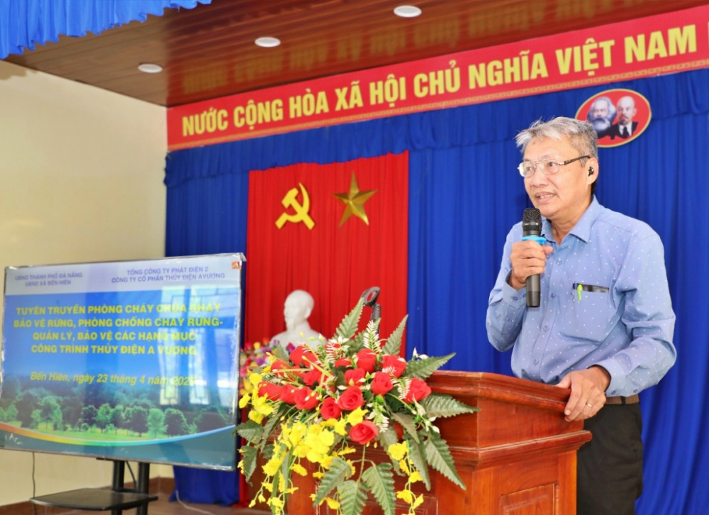 Phó giám đốc Thủy điện A Vương phát biểu tại sự kiện