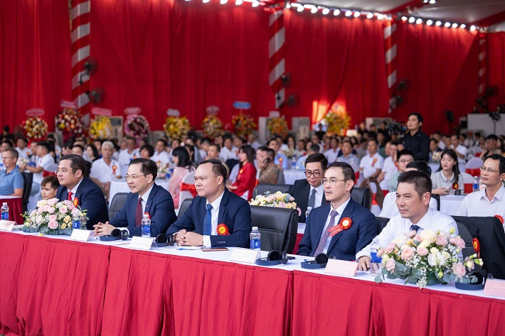 thương hiệu casumina 3