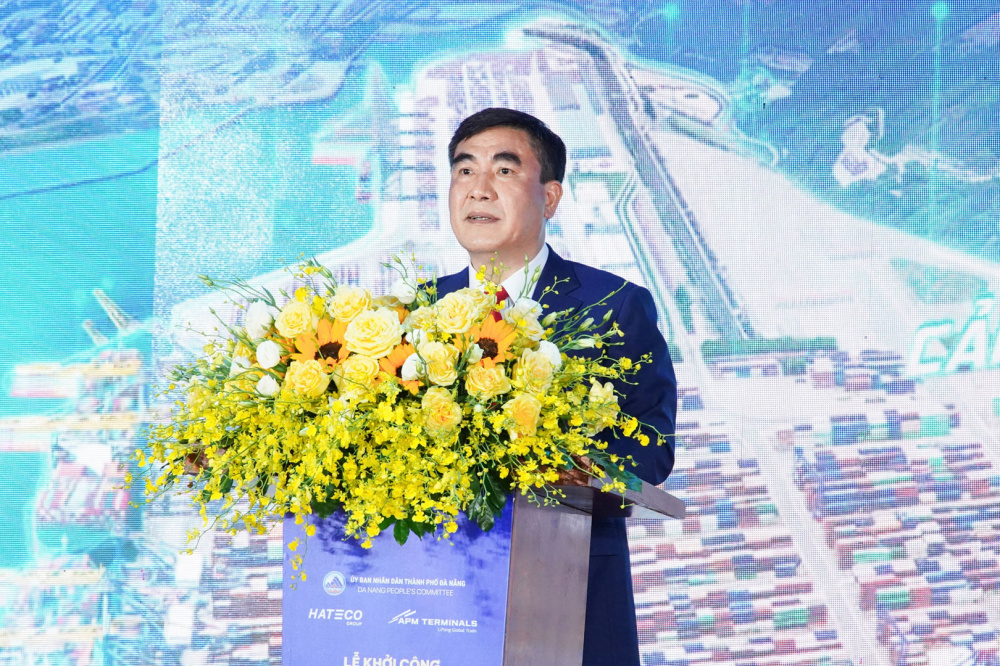 Đại diện Liên danh nhà đầu tư, ông Trần Văn Kỳ - Chủ tịch Tập đoàn Hateco phát biểu tại lễ khởi công