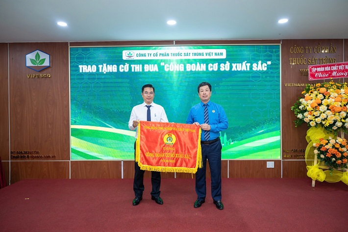 vipesco khen thưởng 7