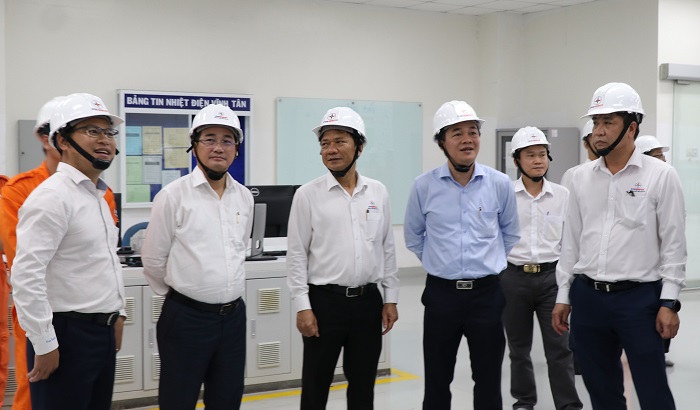 Đoàn công tác EVNGENCO3 kiểm tra tình hình sản xuất điện tại Công ty Nhiệt điện Vĩnh Tân