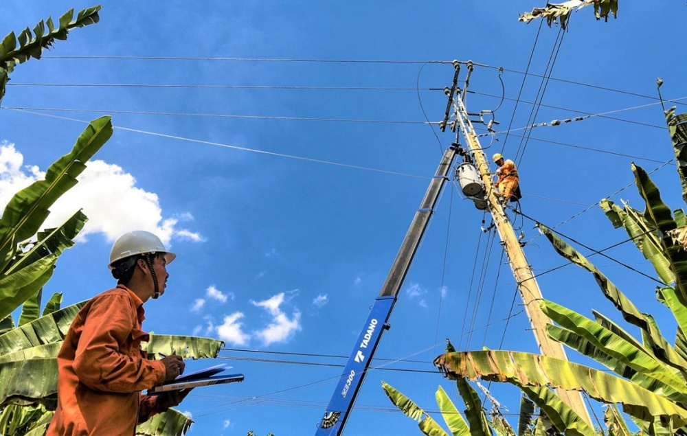Các đơn vị trong ngành Công Thương theo dõi chặt chẽ tình hình thời tiết, diễn biến thiên tai, chủ động tham mưu “từ sớm, từ xa” chỉ đạo ứng phó, hạn chế thấp nhất thiệt hại về người và tài sản do thiên tai