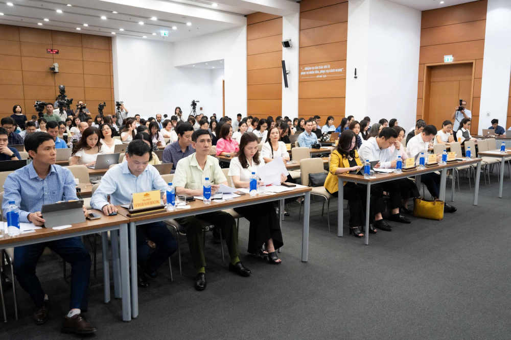 họp báo Quốc hội