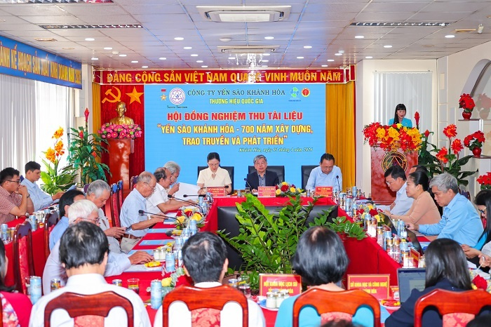 Hội đồng nghiệm thu tài liệu “Yến sào Khánh Hòa, 700 năm xây dựng, trao truyền và phát triển”