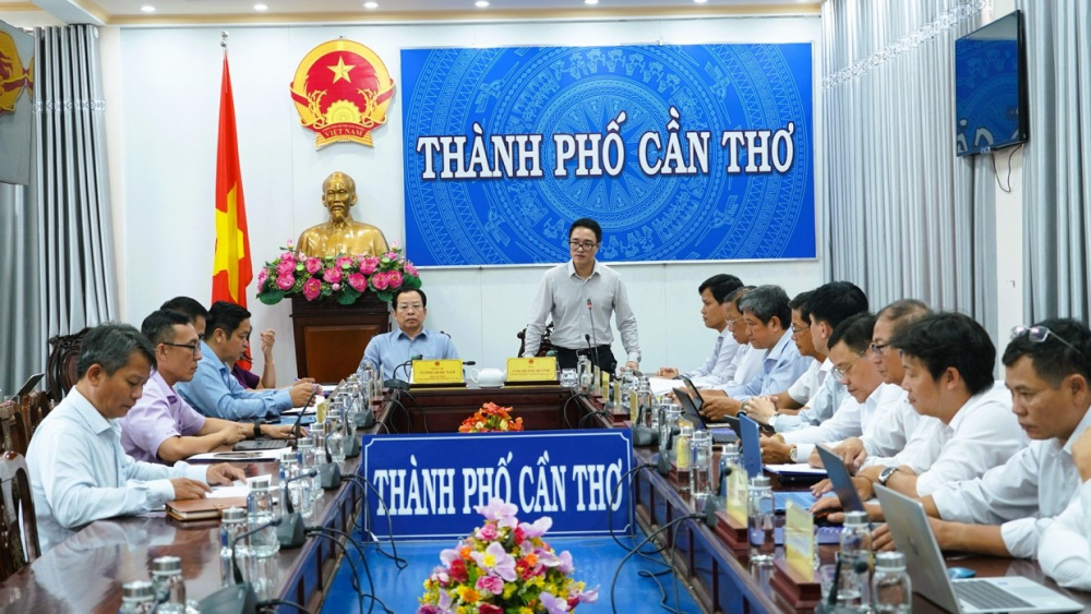 EVN làm việc với các tỉnh phía Nam đảm bảo cung ứng điện 2026