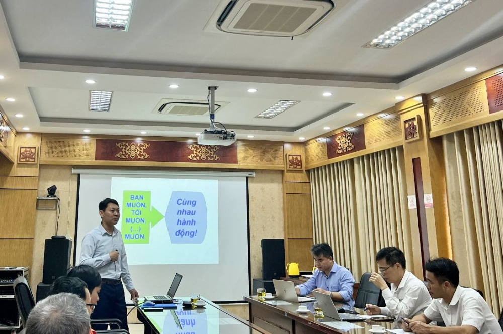 Khóa huấn luyện