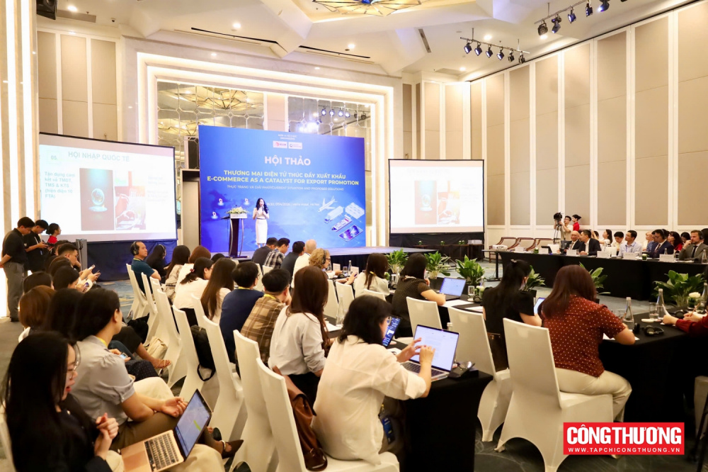 Một số hình ảnh tại hội thảo “Thương mại điện tử thúc đẩy xuất khẩu - Thực trạng và giải pháp”