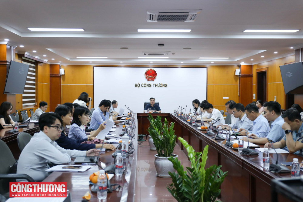 Họp Tổ Điều hành thị trường trong nước Quý I/2026