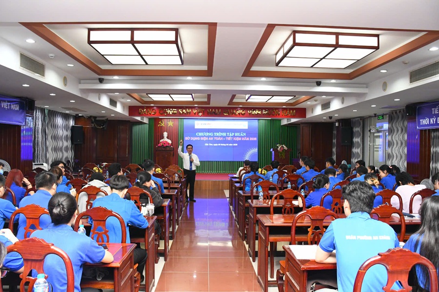 EVNSPC đã đảm bảo cung ứng điện an toàn, ổn định tại các tỉnh phía Nam trong 4 tháng đầu năm