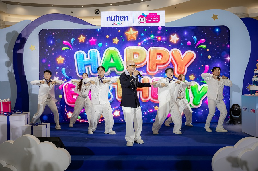 “Ngày hội thôi nôi” quy tụ hàng trăm gia đình, hướng tới xác lập kỷ lục Việt Nam
