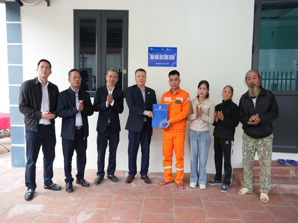 EVNNPC tôn vinh người lao động tiêu biểu và lan tỏa khát vọng đổi mới sáng tạo năm 2026