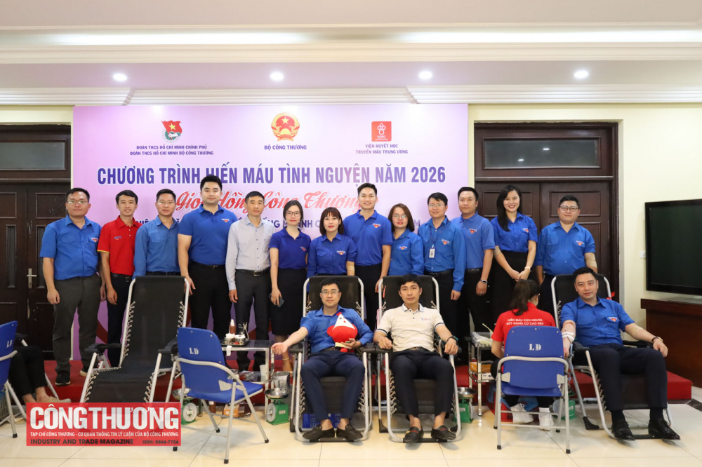 Ngày hội hiến máu tình nguyện "Giọt hồng Công Thương" nằm trong chuỗi hoạt động chào mừng 75 năm Ngày truyền thống ngành Công Thương Việt Nam (14/5/1951 - 14/5/2026)