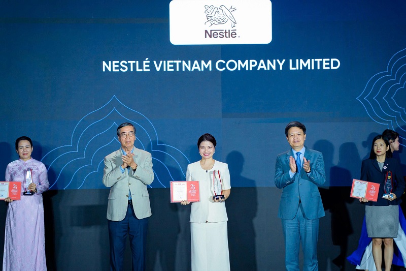 Nestlé Việt Nam được vinh danh tại giải thưởng Rồng vàng lần thứ 25