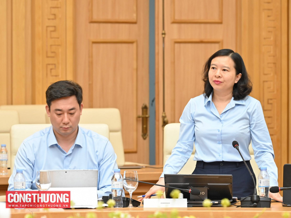 Đại diện các đơn vị thuộc Bộ phát biểu tại buổi làm việc