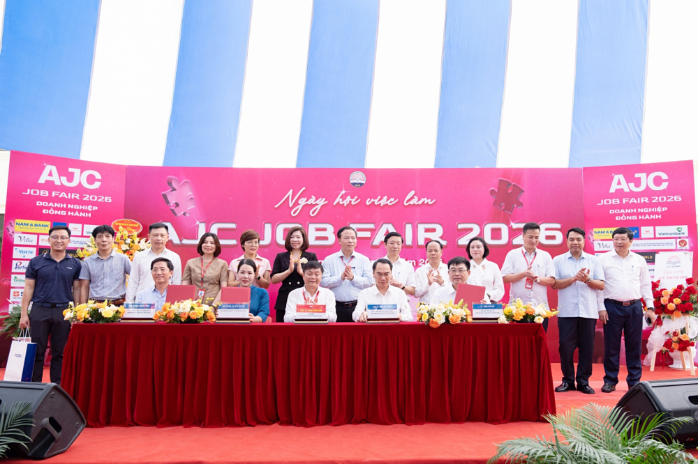 Khoa Kinh tế chính trị gắn kết đào tạo với thực tiễn tại Ngày hội Việc làm AJC Job Fair 2026