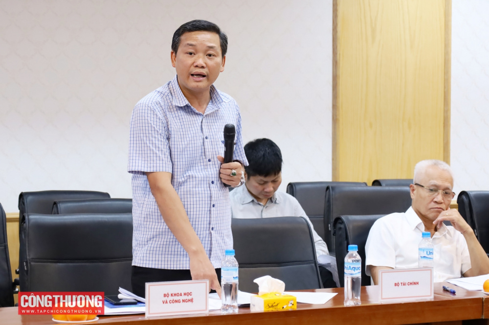 Bộ Công Thương họp Tổ soạn thảo, Tổ biên tập xây dựng Luật Công nghiệp trọng điểm