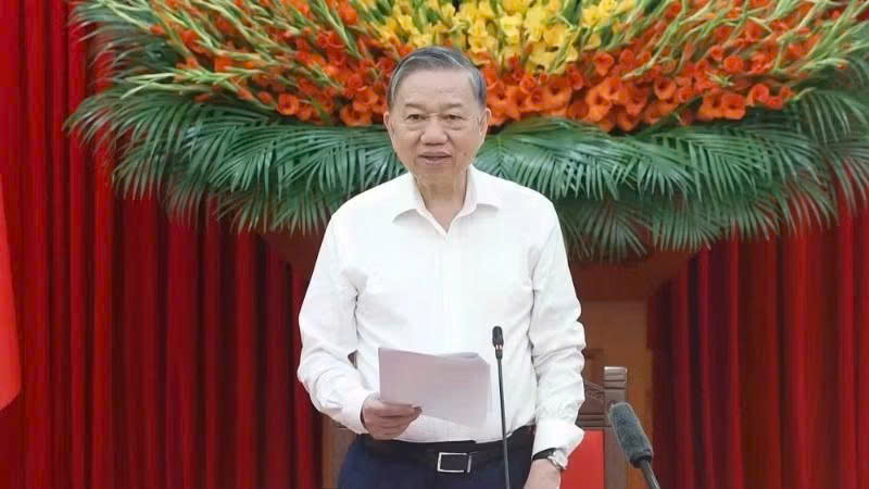 đảng lãnh đạo cách mạng