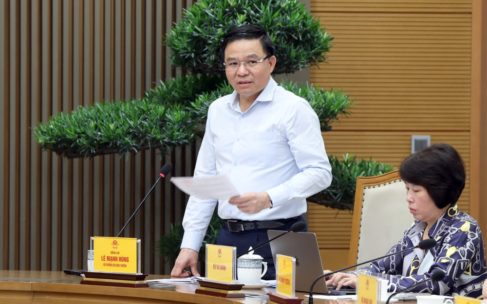 Phó Thủ tướng Thường trực Phạm Gia Túc yêu cầu không để công trình, dự án trọng điểm ngành năng lượng tiếp tục chậm tiến độ