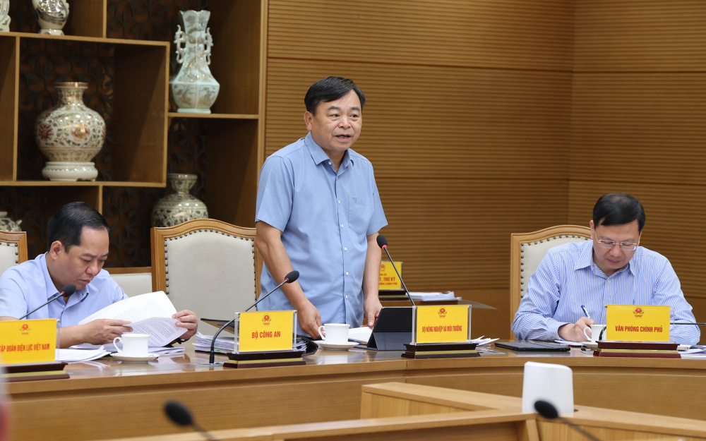 Phó Thủ tướng Thường trực Phạm Gia Túc yêu cầu không để công trình, dự án trọng điểm ngành năng lượng tiếp tục chậm tiến độ