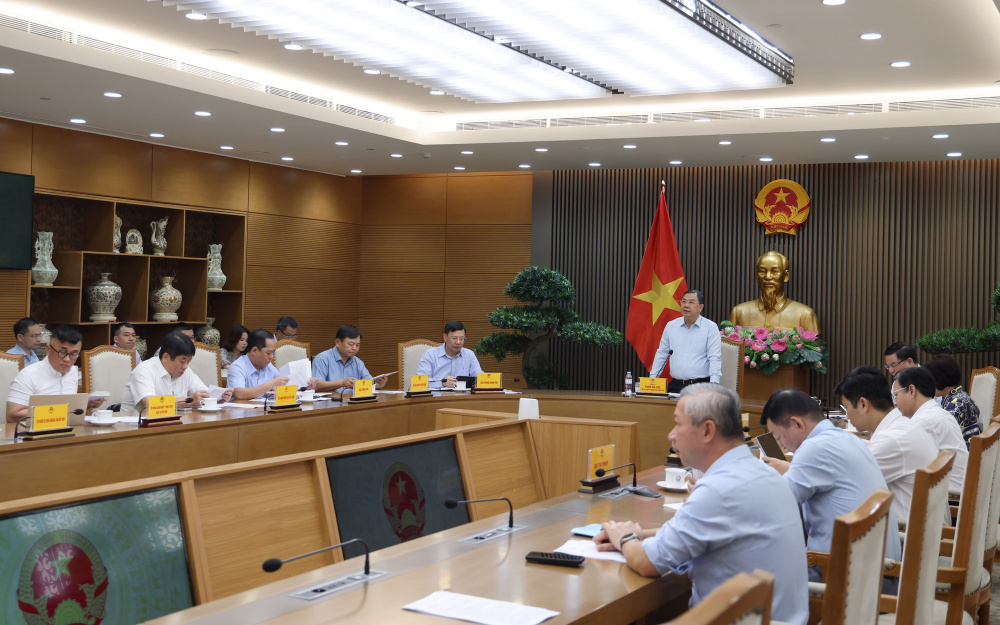 Phó Thủ tướng Thường trực Phạm Gia Túc yêu cầu không để công trình, dự án trọng điểm ngành năng lượng tiếp tục chậm tiến độ