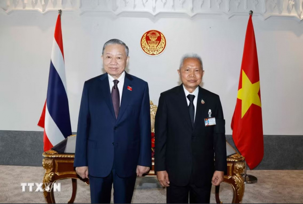 Tổng bí thư