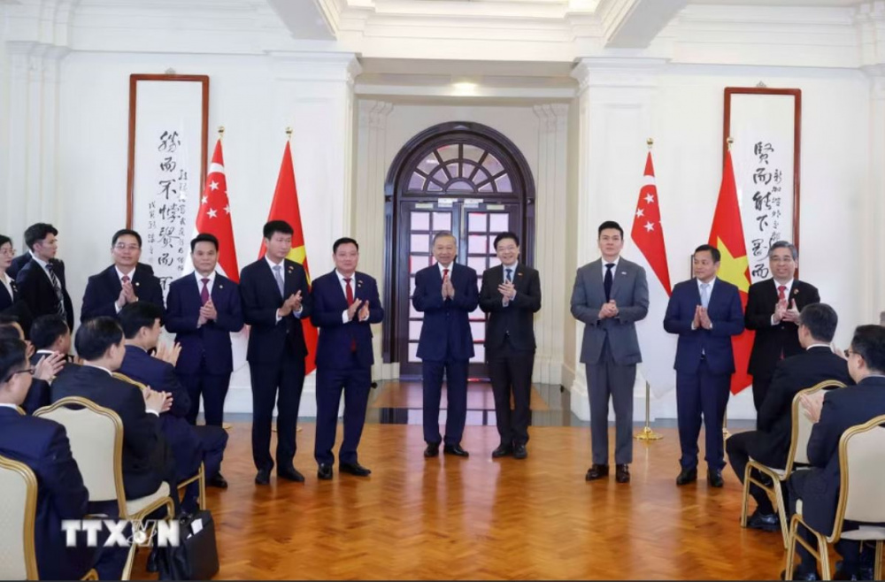 ký kết