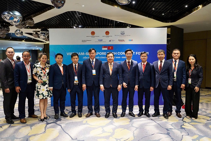 vinachem hợp tác 5