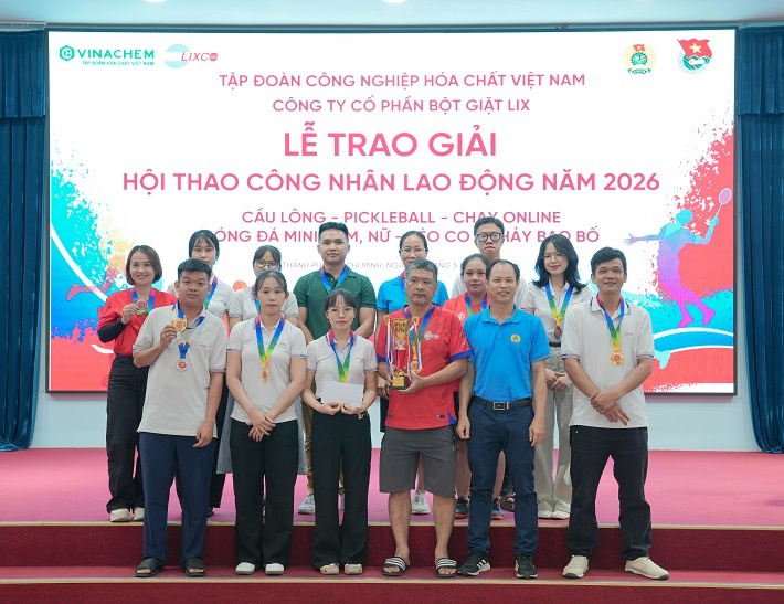 trao giải 3