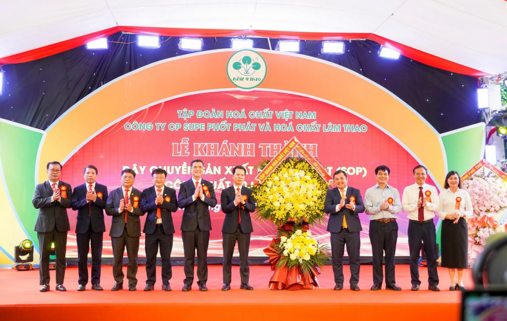 Supe Lâm Thao