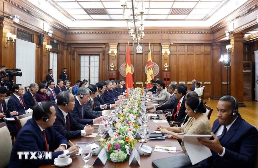hội đàm 1