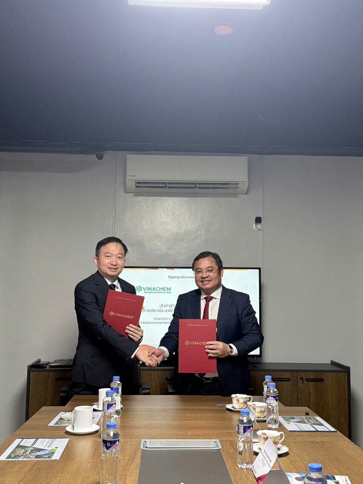 vinachem hợp tác 10