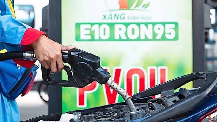 Kỳ điều hành giá xăng dầu ngày 11/6: Xăng E5RON92 tiếp tục giảm về mức 21.332 đồng/lít