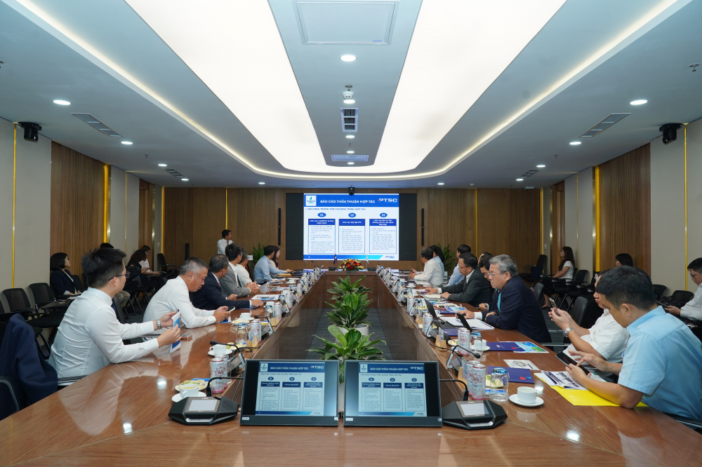 PVFCCo - Phú Mỹ và PTSC 