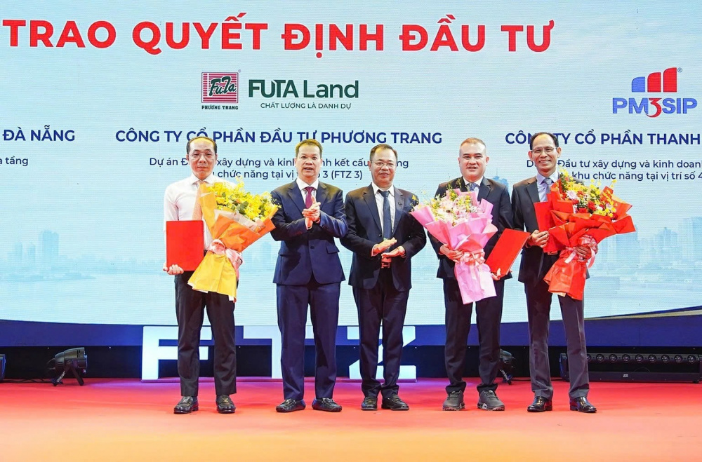 Phương Trang nhận Quyết định chấp thuận đầu tư