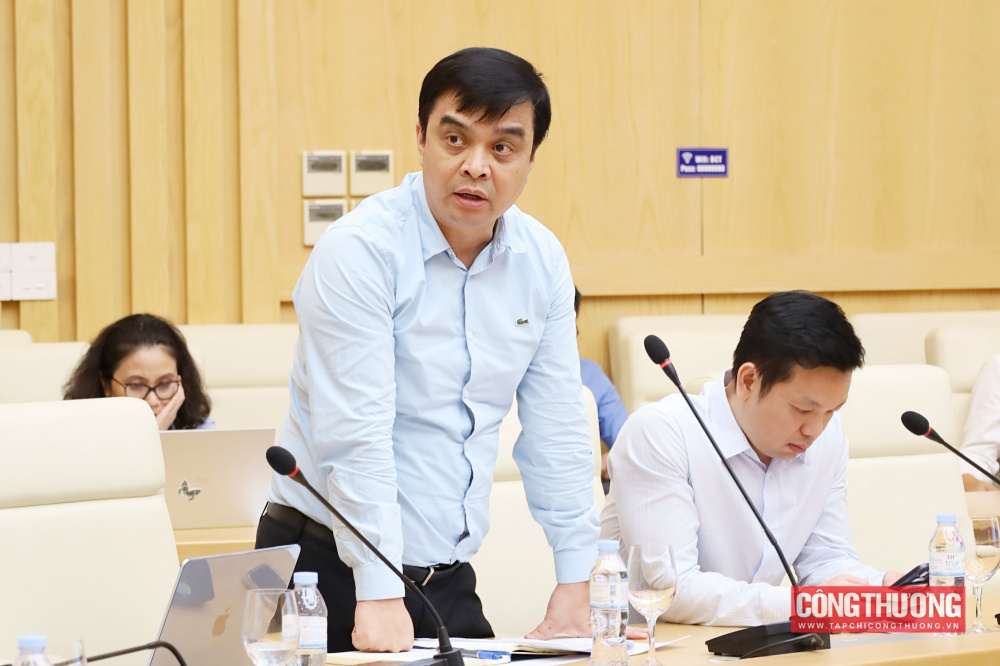 Tham dự cuộc họp có đại diện các đơn vị thuộc Bộ Công Thương và đại diện các đơn vị cung cấp và sử dụng than cho sản xuất điện
