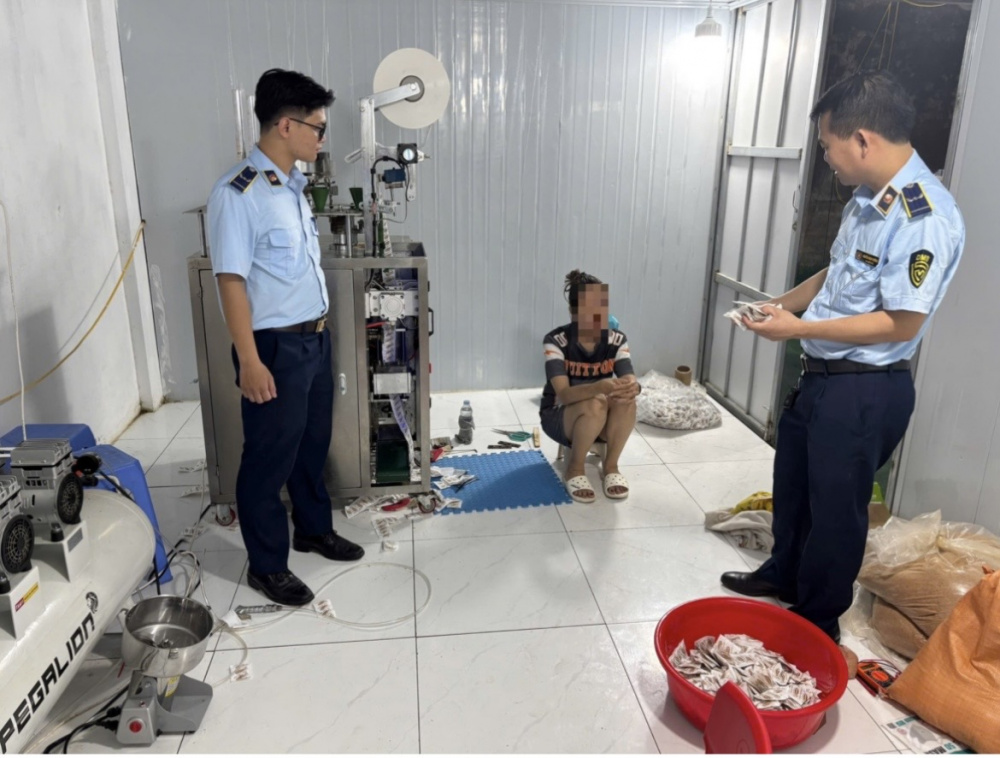 điện tử