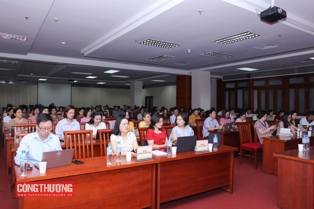 Bộ Công Thương tổ chức lớp bồi dưỡng chuyên sâu về ứng dụng AI cho khối báo chí, truyền thông