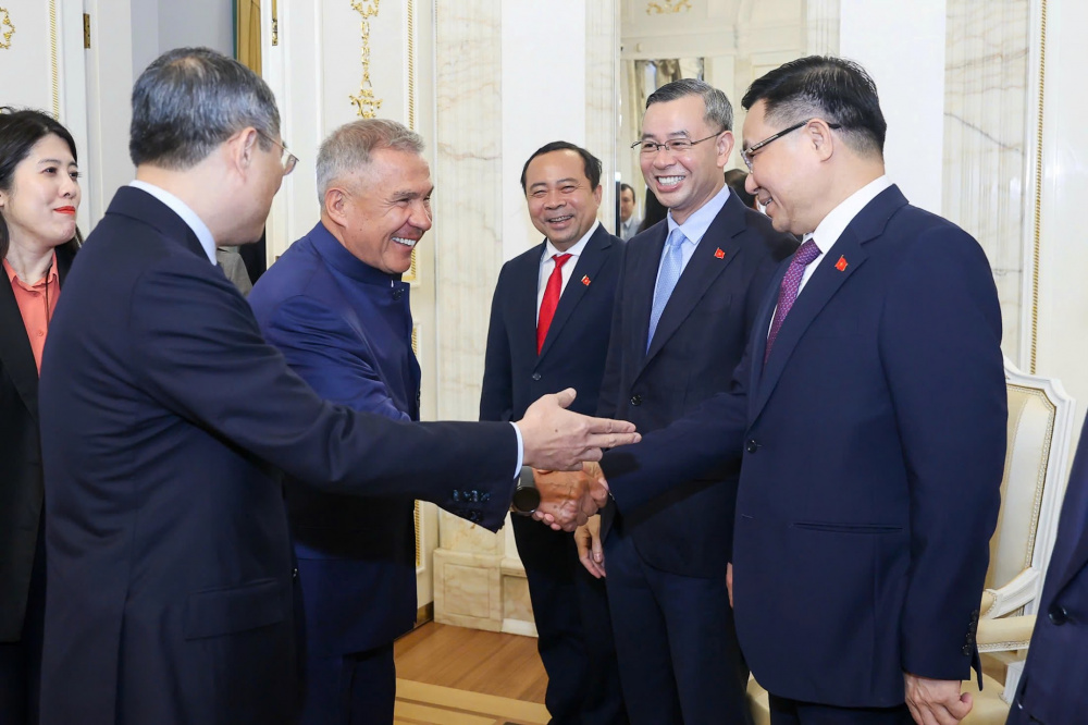 Các hoạt động của Bộ trưởng Lê Mạnh Hùng trong khuôn khổ chuyến thăm Liên bang Nga dự Hội nghị Cấp cao kỷ niệm 35 năm quan hệ ASEAN - Nga của Thủ tướng Chính phủ
