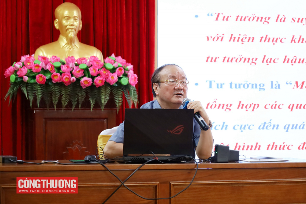 Đảng ủy Bộ Công Thương: Bồi dưỡng nghiệp vụ công tác Đảng, đáp ứng yêu cầu nhiệm vụ của ngành Công Thương