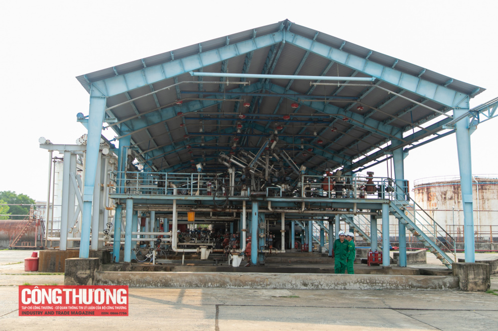 Trạm cấp phát xăng dầu Sài Gòn Petro