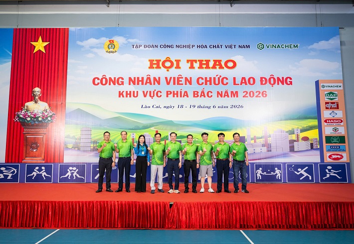 Description: vinachem hội thao 7